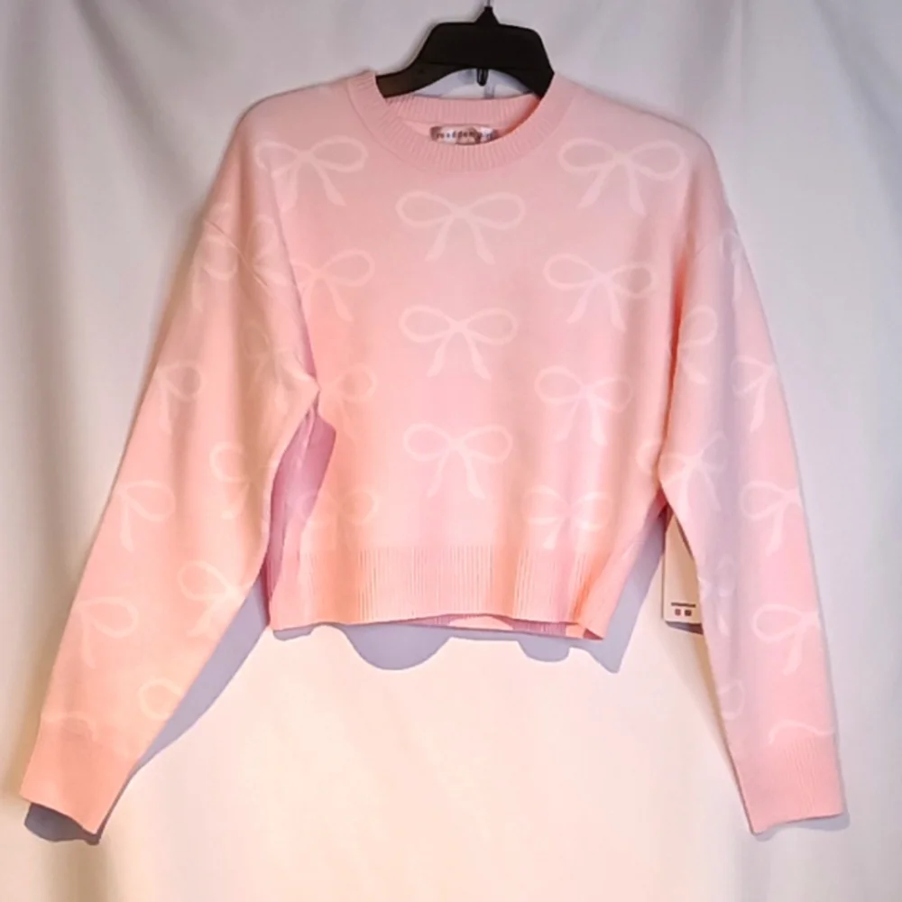 Madden Girl Pink 🩷 & White 🎀 Sweater